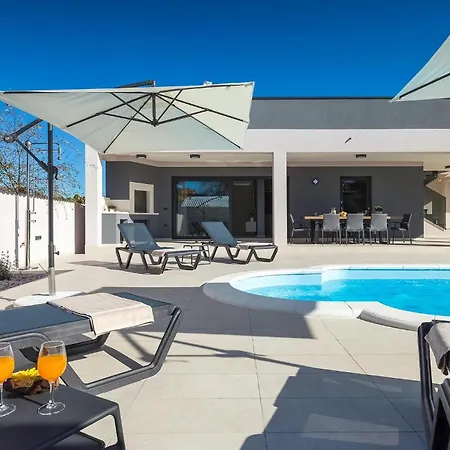 Holiday home Bella Pula