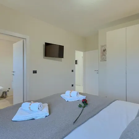 Holiday home Bella *