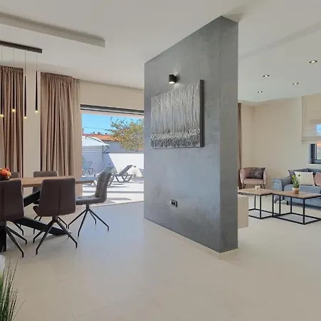 別荘 Bella プーラ