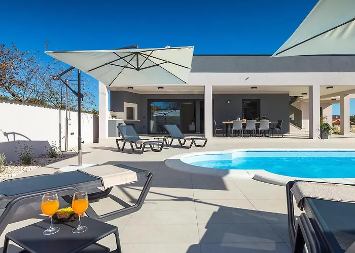 Будинок відпочинку Bella Пула