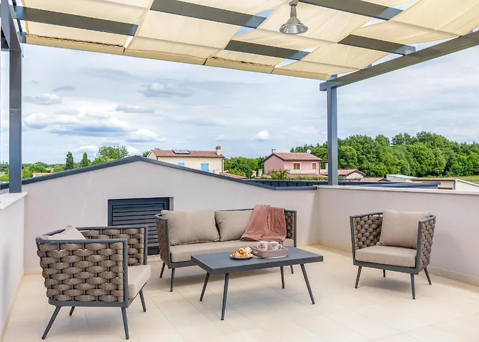 Будинок відпочинку Bella *