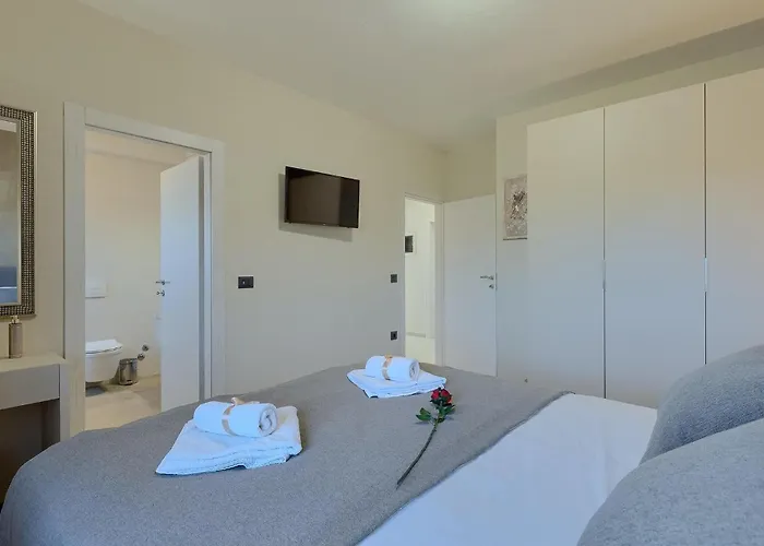 Holiday home Bella *